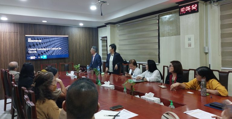 Desire to Learn (D2L) Presents Learning Innovation Proposal to UPHSD